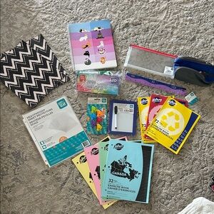 🔥🆕🔥School Supplies lot